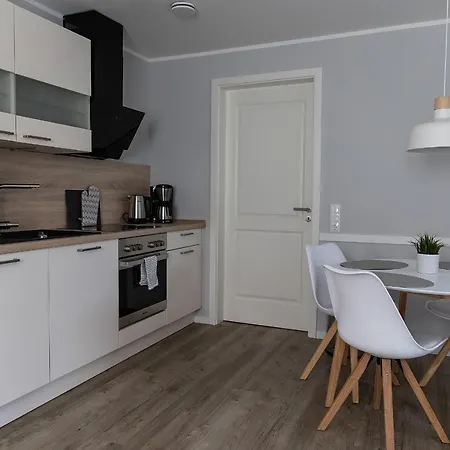 Haus Hummerklippe 1 Apartment *