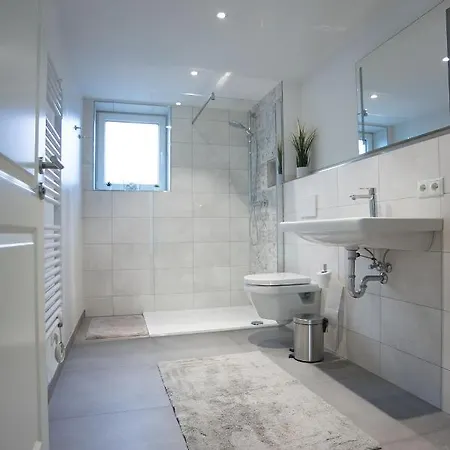 Haus Hummerklippe 1 Apartment *